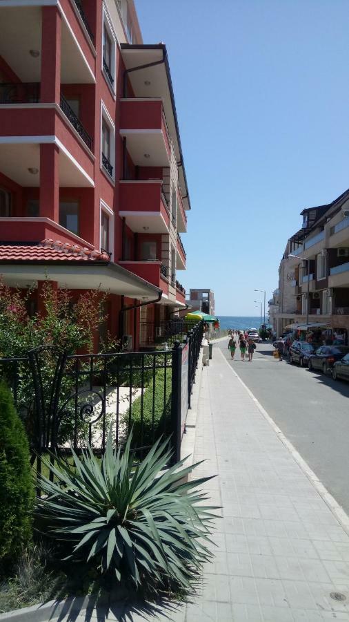 Villa Rossa Равда Экстерьер фото